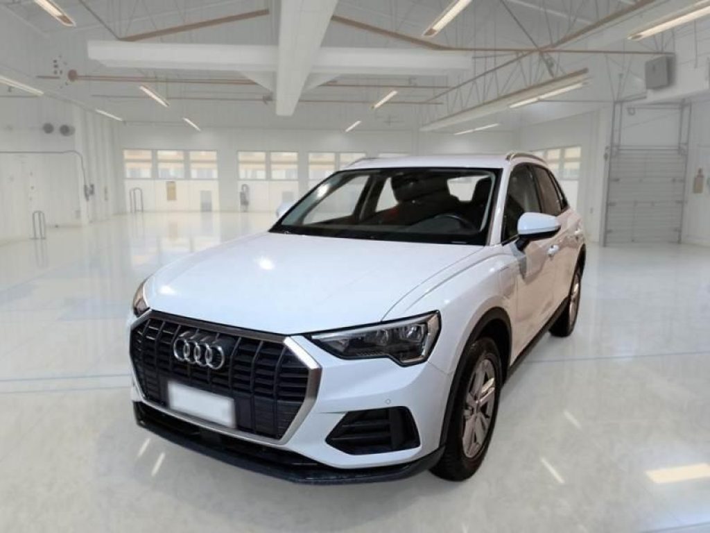 Q3 45 TFSI e S tronic Business
