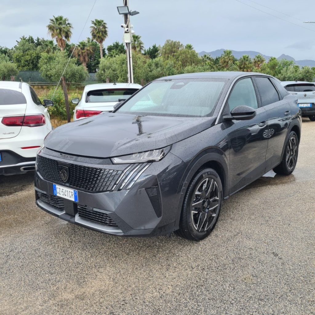 3008 Hybrid 136 e-DCS6 Allure